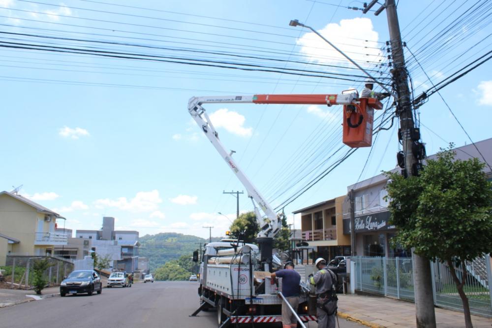 Loteamento Bertolini recebe 114 lâmpadas de LED
