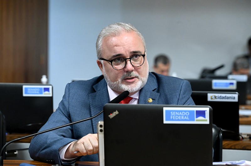 Jean Paul Prates, relator, explicou que o projeto pune o chamado 'sham litigation'