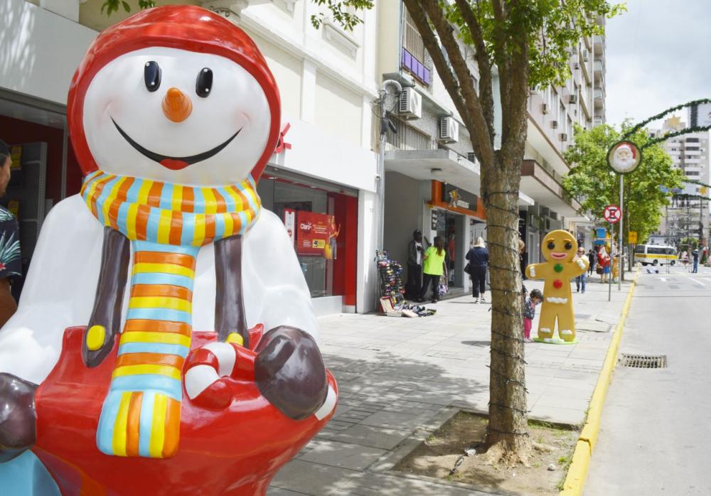 Concurso de Decoração Natal Bento 2022 convida comunidade a votar em melhores vitrines. Crédito: Alessandro Manzoni/Exata Comunicação