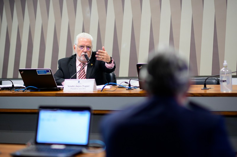 Presidente da Comissão do Meio Ambiente, Jaques Wagner concedeu vista do PL 3.668/2021, de início a pedido de Luis Carlos Heinze; votação pode ficar para a próxima legislatura - Pedro França/Agência Senado