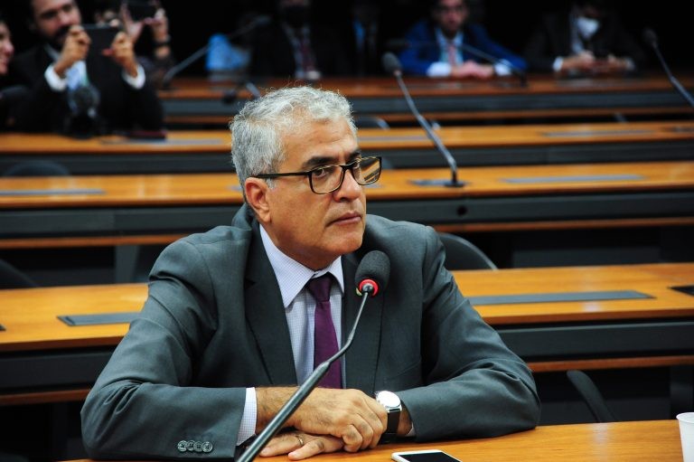 Deputado Carlos Chiodini, relator do projeto de lei - (Foto: Reila Maria/Câmara dos Deputados)