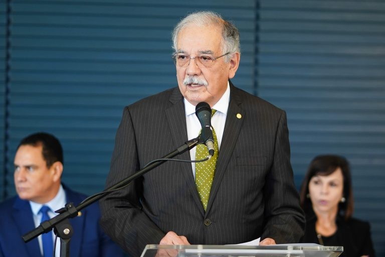 Luiz Ovando defendeu valorização do médico clínico - (Foto: Pablo Valadares/Câmara dos Deputados)