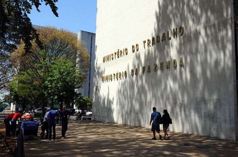 Os recursos se destinam a compensações e benefícios do Fundo do Regime Geral de Previdência Social - Marcos Oliveira/Agência Senado