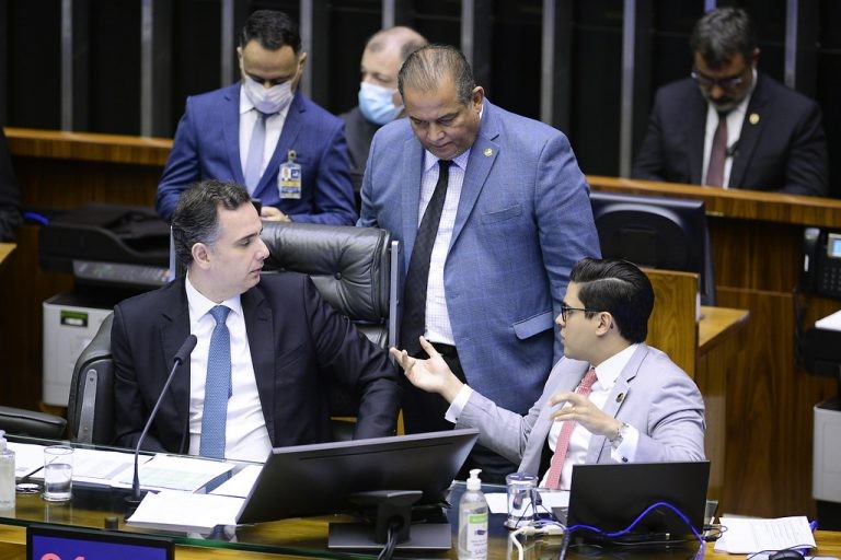 Senador Rodrigo Pacheco preside a sessão conjunta do Congresso Nacional - (Foto: Pedro França/Agência Senado)