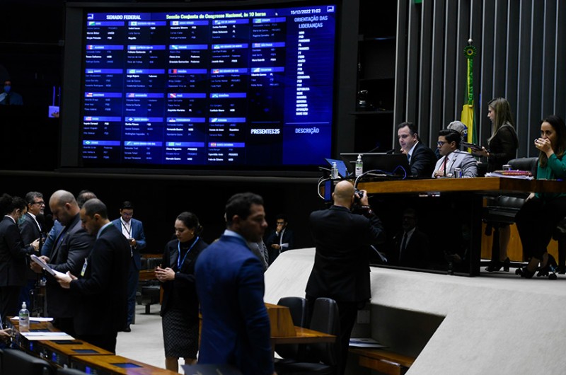 Dispositivos do veto foram derrubados com 368 votos de deputados e 65 de senadores - Edilson Rodrigues/Agência Senado