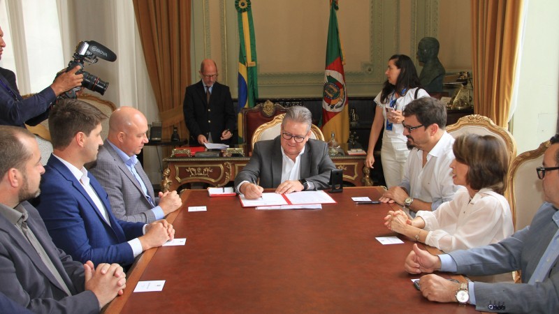 Iniciativa viabiliza construções importantes fazem a diferença para o cidadão na sua cidade, disse o governador Ranolfo -Foto: Nabor Goulart / Secom