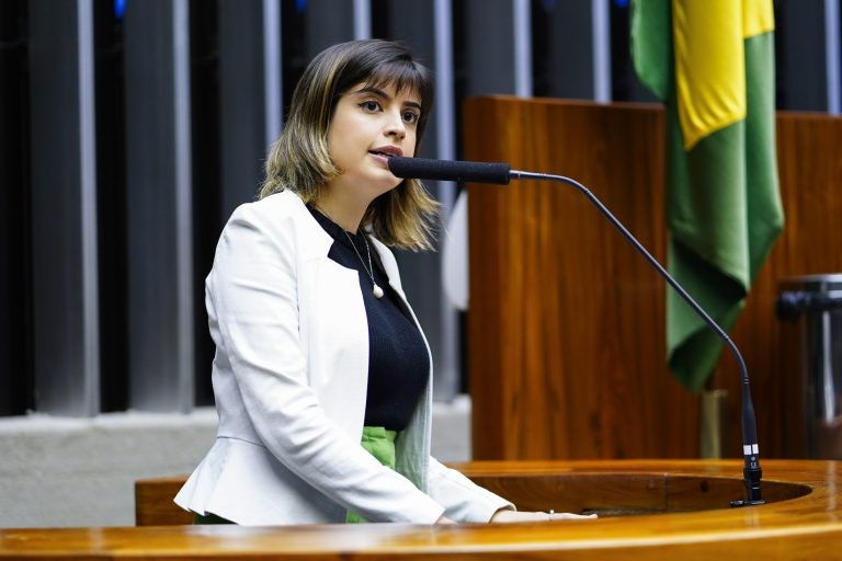 Tabata Amaral, autora do projeto de lei - (Foto: Pablo Valadares/Câmara dos Deputados)
