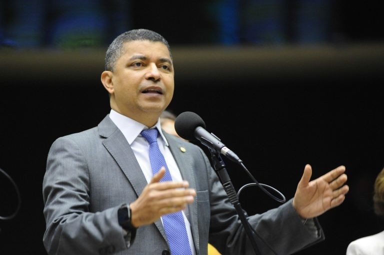Deputado Bira do Pindaré, autor da proposta - (Foto: Billy Boss/Câmara dos Deputados)