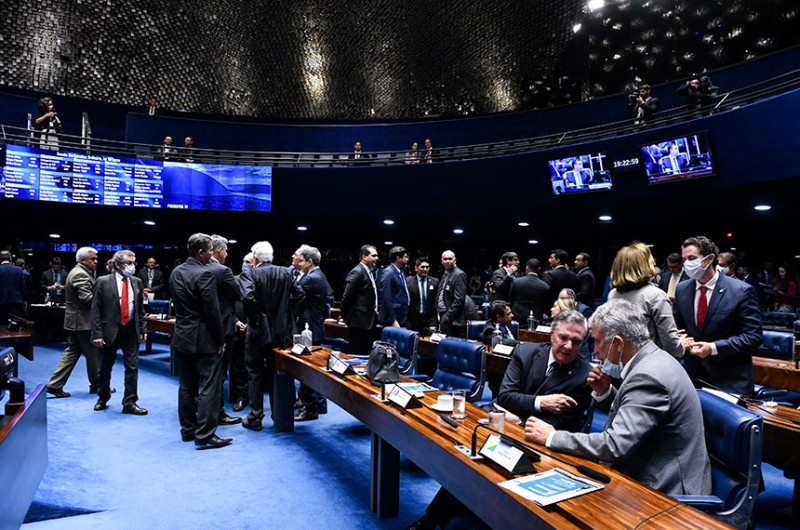 Entre as propostas analisadas, merecem destaque as relacionadas a saúde, educação e desonerações fiscal - Roque de Sá/Agência Senado