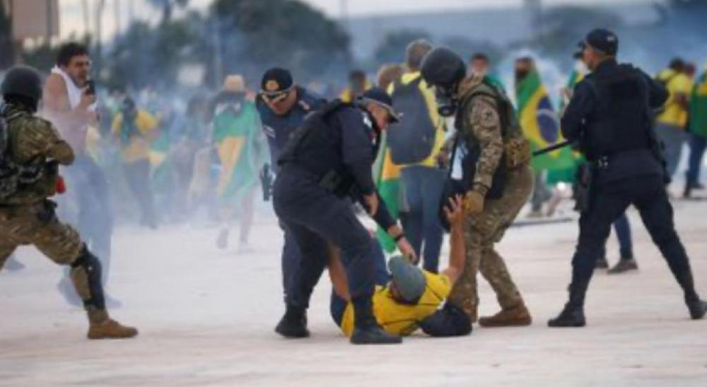 Prisões ocorreram somente após a invasão do Congresso Nacional, STF e Palácio do Planalto - Foto: Estadão/Conteúdo