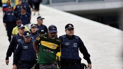 Manifestantes presos terão que aguardar audiência de custódia no presídio - Fotos: Wilton Junior/Estadão/Divulgação