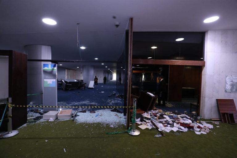 Divisa do Salão Verde (Câmara) e Salão Azul (Senado) - (Foto: Bruno Spada/Câmara dos Deputados)