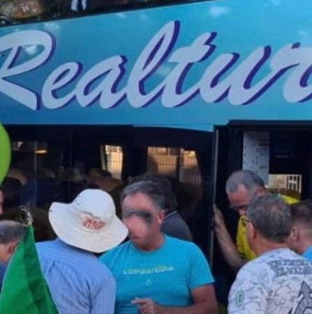 Manifestantes saíram de Bento Gonçalves na quinta-feira em direção ao Distrito Federal para participar da manifestação realizada no domingo - Foto: Divulgação
