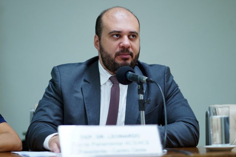 Deputado Dr. Leonardo, autor do projeto de lei - (Foto: Pablo Valadares/Câmara dos Deputados)