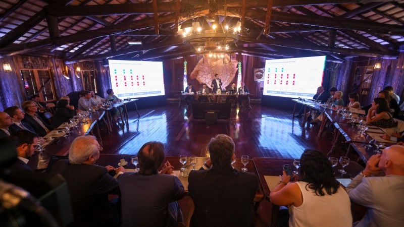 O foco da primeira reunião do secretariado da atual gestão foi o alinhamento estratégico das estruturas de governo -Foto: Gustavo Mansur/Palácio Piratini