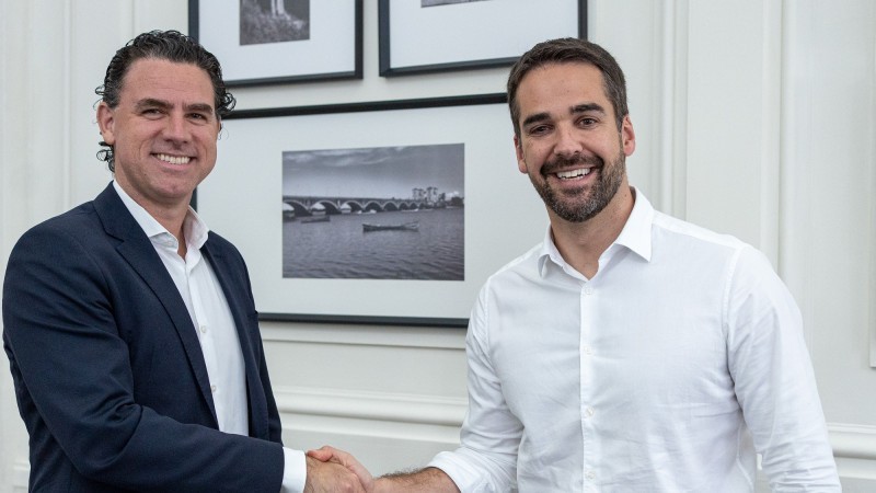 Fabrício Guazelli Peruchin foi recebido pelo governador -Foto: Maurício Tonetto/Palácio Piratini