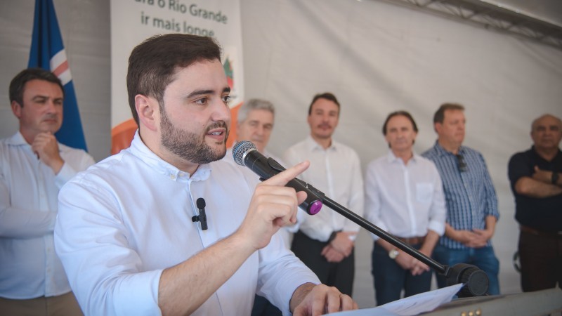 Gabriel disse que as rótulas e a travessia representam a preservação de incontáveis vidas e oportunidades de desenvolvimento -Foto: Rodrigo Ziebell/Ascom GVG