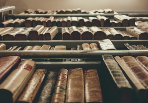 (Imagem: Freepik 2 - Edição: CCOM Funarte)