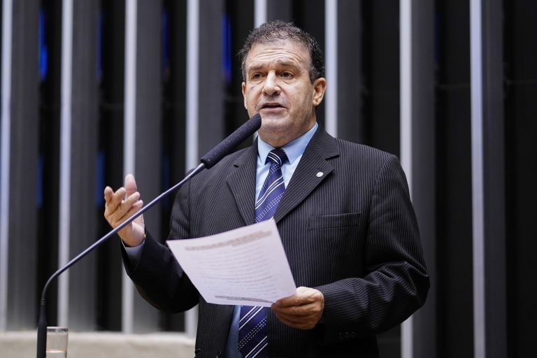Deputado Pompeo de Mattos, autor da proposta - (Foto: Pablo Valadares/Câmara dos Deputados)