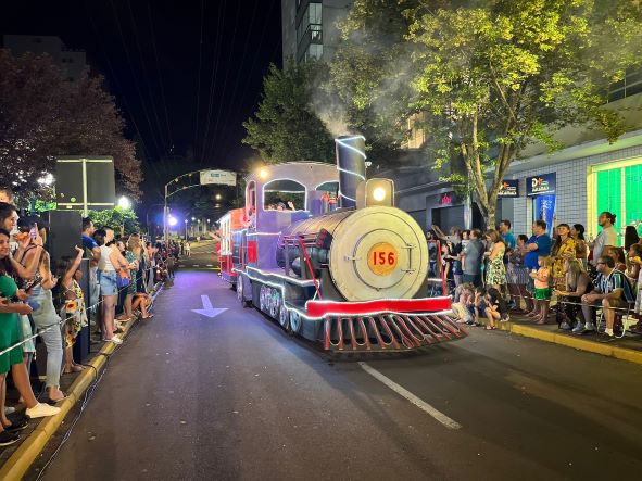 As mudanças iniciam às 18h45min devido o desfile do Bento em Vindima. Crédito: ASCOM