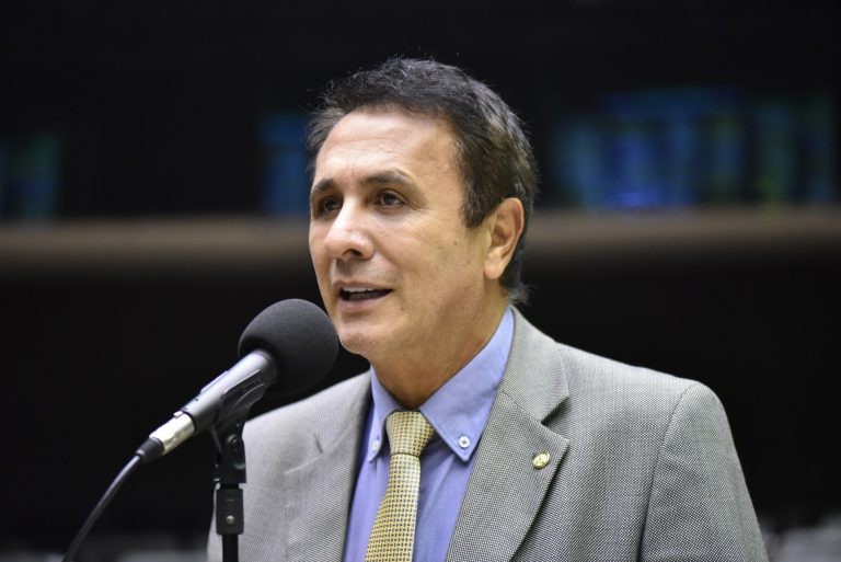 Deputado Carlos Henrique Gaguim, autor da proposta - (Foto: Zeca Ribeiro/Câmara dos Deputados)