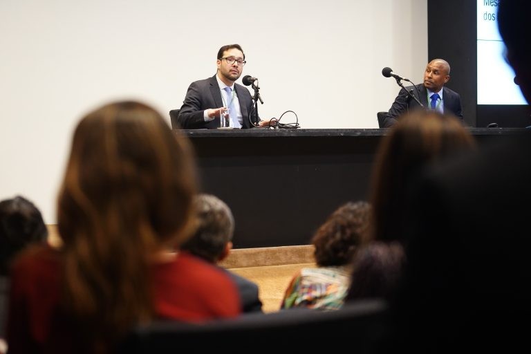 Palestras serviram também para tirar dúvidas sobre o exercício do mandato - (Foto: Pablo Valadares/Câmara dos Deputados)