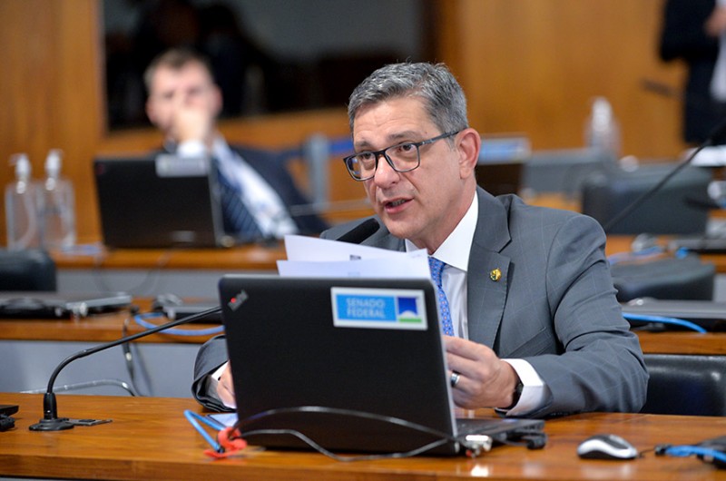 Projeto do senador Rogério Carvalho revisa legislação que criou o SUS - Alessandro Dantas/PT no Senado