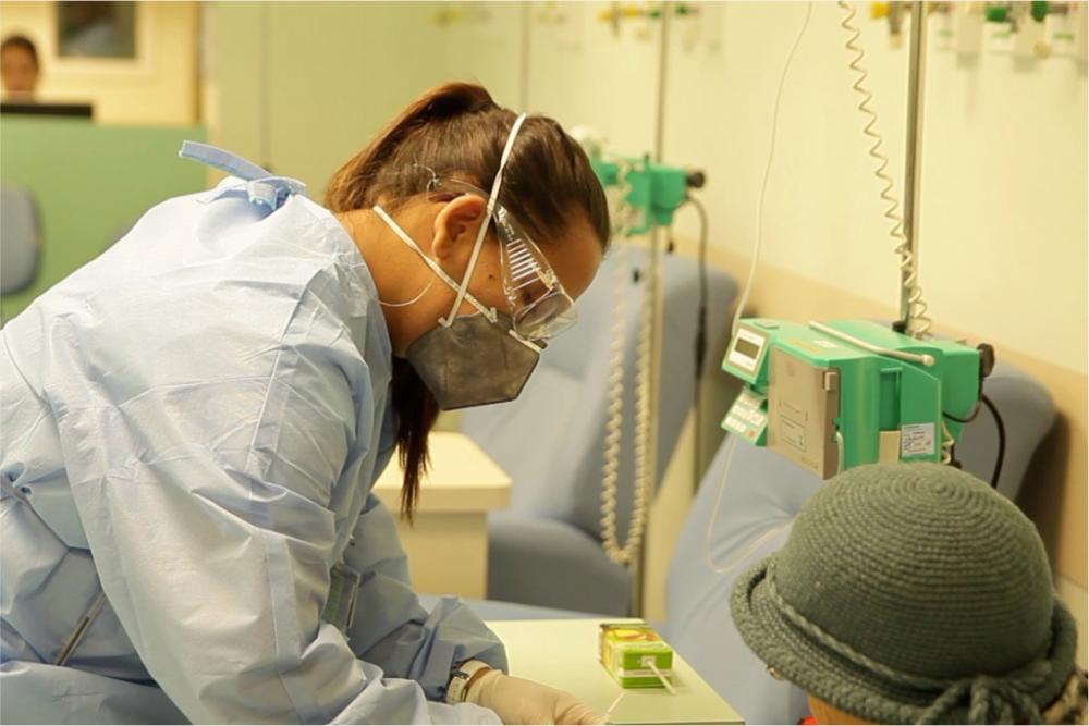 No ano passado, a média mensal de consultas e revisões no setor de quimioterapia foi de 2002 atendimentos - Foto: Divulgação