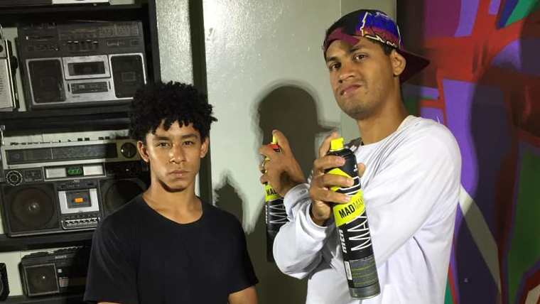 Os dois artistas são nomes atuantes na cena local do Hip Hop e também têm seus trabalhos reconhecidos em contexto estadual e nacional. Crédito: Divulgação/NewGuss