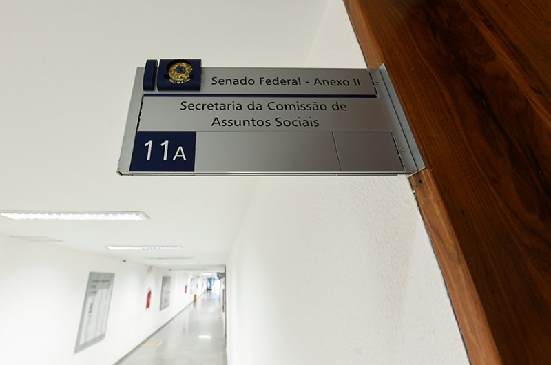 Entre as matérias a serem analisadas nesta nova legislatura, estão a que trata da criminalização de fake news e a que regula o uso de narguilé - Roque de Sá/Agência Senado