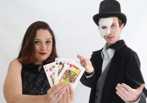 Na foto, a dupla formada por Carola Valente e Andersen Bonach - Crédito: Mário Mendo