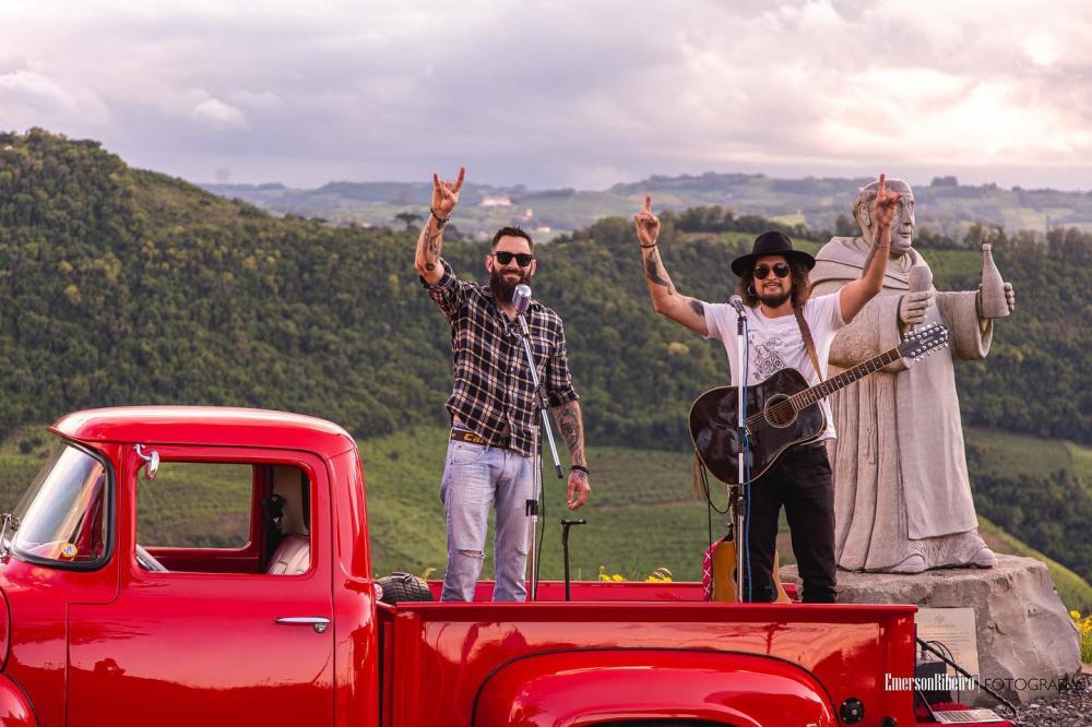Banda 2 por Litro é uma das atrações do evento Domingo no Parque - Foto: Emerson Ribeiro/Divulgação