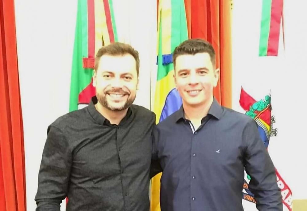 Rodrigo Parisotto (de barba) deve ser o próximo a sair, depois de João Pedrassani - Foto: Divulgação