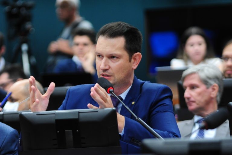 Gilson Marques: é preciso socorrer os bons pagadores que confiaram no Poder Judiciário - (Foto: Billy Boss/Câmara dos Deputados)