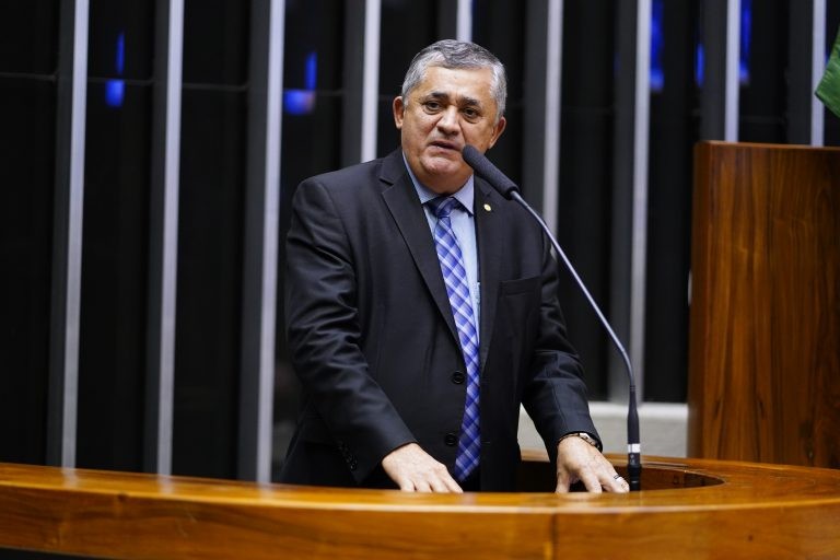 José Guimarães, líder do governo na Câmara - (Foto: Pablo Valadares/Câmara dos Deputados)