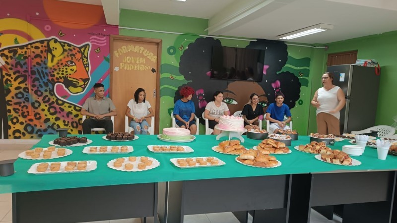 Cursou contou com o auxílio voluntário de professores de gastronomia de Porto Alegre -Foto: Ascom SAS