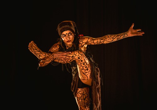 Trecho do espetáculo de dança solo contemporânea 