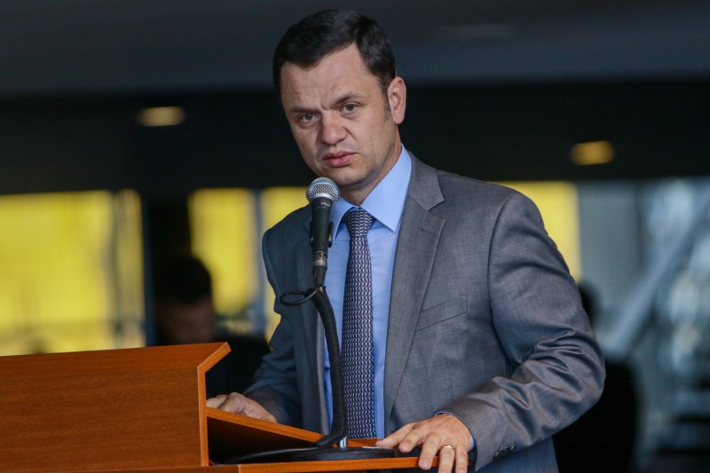 Ministro do TSE quer ouvir depoimento de Torres sobre minuta de golpe