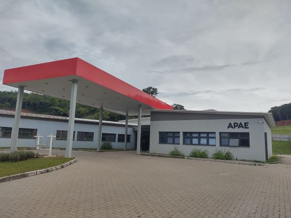 Com mais de 200 pessoas na fila de espera, Prefeitura de Bento amplia atendimentos clínicos na APAE