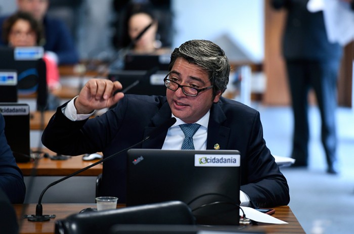 Portinho deu parecer favorável ao texto - MMULLER