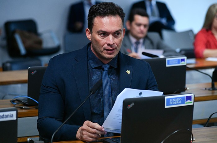 O relatório foi lido pelo relator ad hoc, Styvenson Valentim - Geraldo Magela/Agência Senado