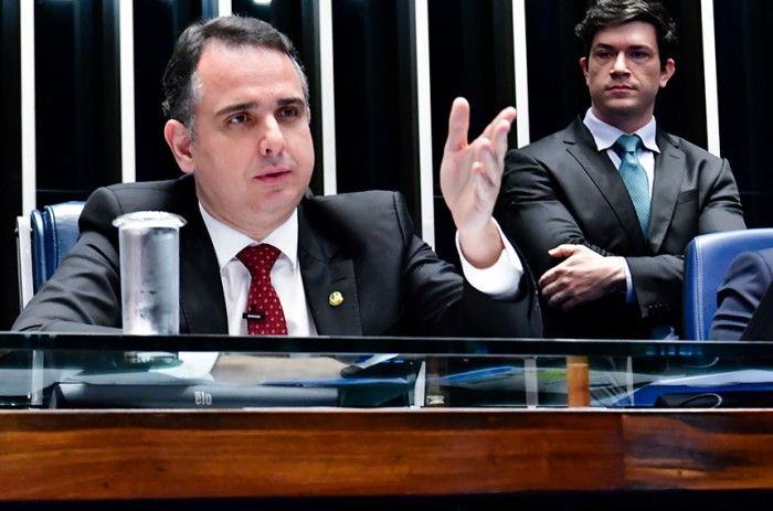 Presidente informou em Plenário, nesta quarta-feira, que senadores têm até 17 de março para subscreverem o requerimento da senadora Soraya Thronicke - Waldemir Barreto/Agência Senado