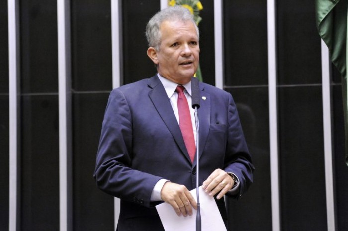 O autor da proposta, deputado André Figueiredo - (Foto: Cleia Viana/Câmara dos Deputados)