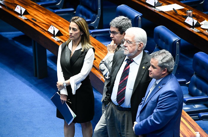 Senadora questiona necessidade de ratificar assinaturas - Marcos Oliveira/Agência Senado