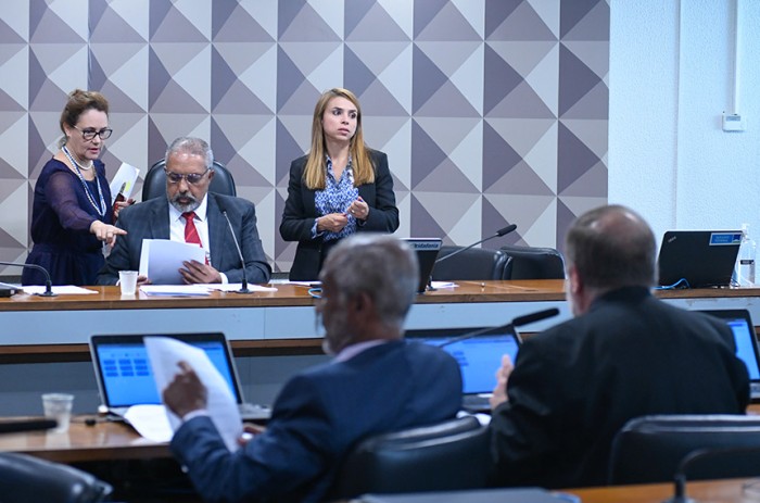 Projeto de Paim visa a aprimorar redação do Estatuto da Pessoa com Deficiência; texto vai à Câmara - Geraldo Magela/Agência Senado