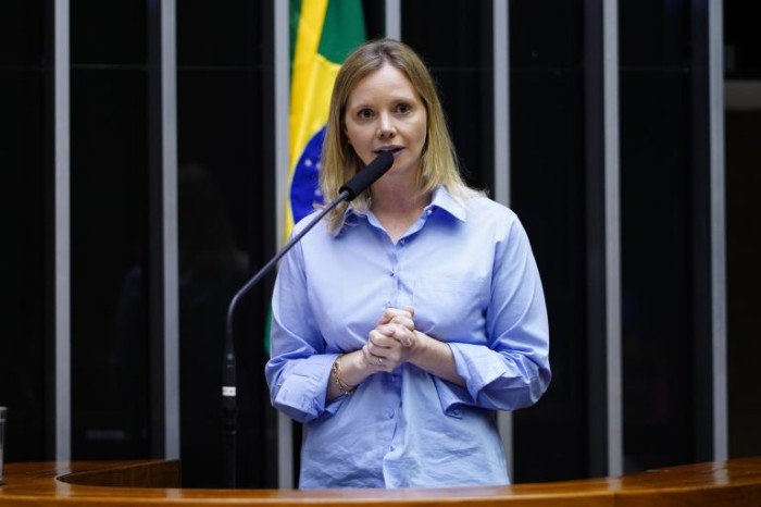 A autora da proposta, deputada Dani Cunha - (Foto: Pablo Valadares / Câmara dos Deputados)
