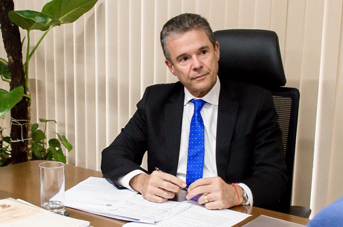André de Paula irá à comissão apresentar as prioridades da pasta - MAYRA