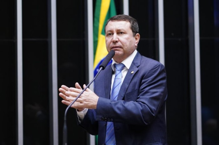 O autor da proposta, deputado David Soares - (Foto: Pablo Valadares/Câmara dos Deputados)