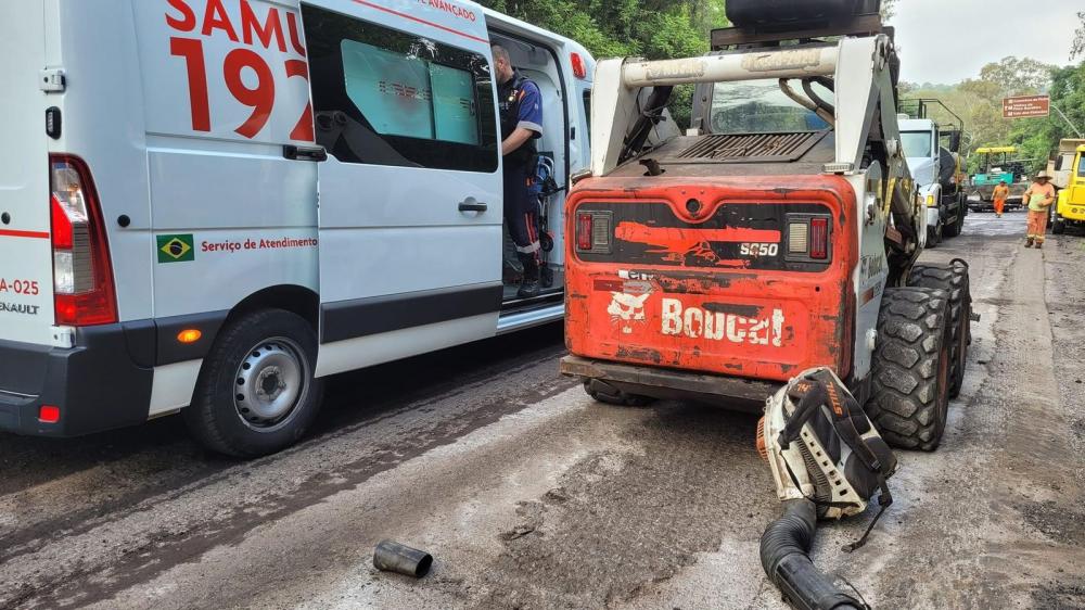 Trabalhador é atropelado por colega em obras na BR 470 em Bento Gonçalves