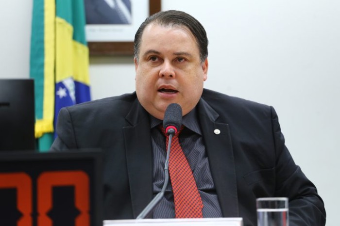 O autor da proposta, deputado Julio Cesar Ribeiro - (Foto: Vinicius Loures/Câmara dos Deputados)